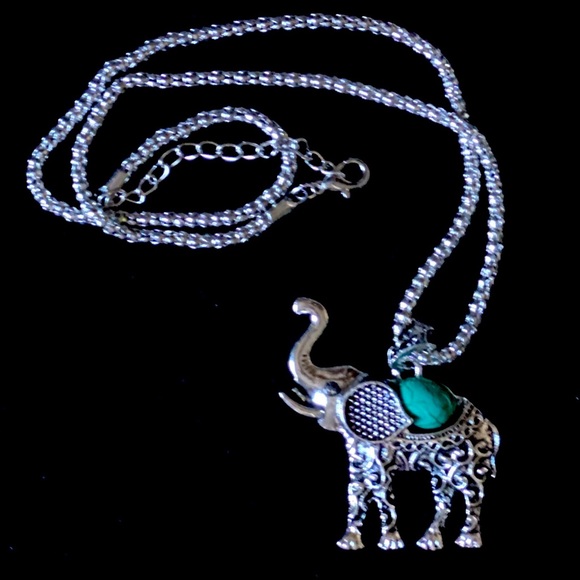Gorgeous Elephant Necklace, Bracelet & Earrings!! - Picture 3 of 8